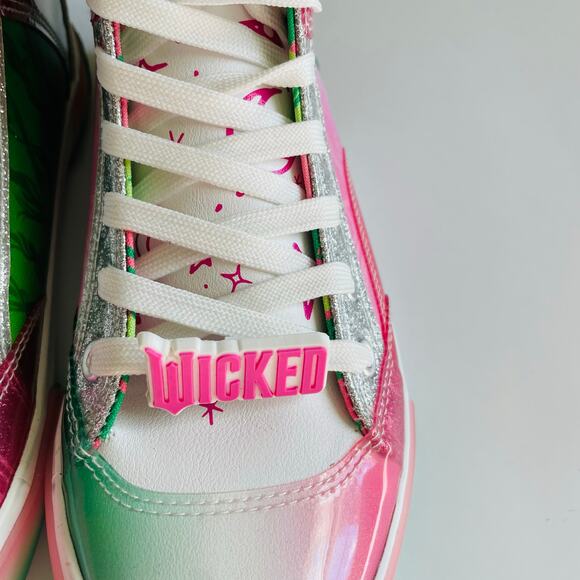 Ground Up Wicked Musical Sneakers Women’s Size 6.5 NWT Limited Edition - Picture 5 of 12